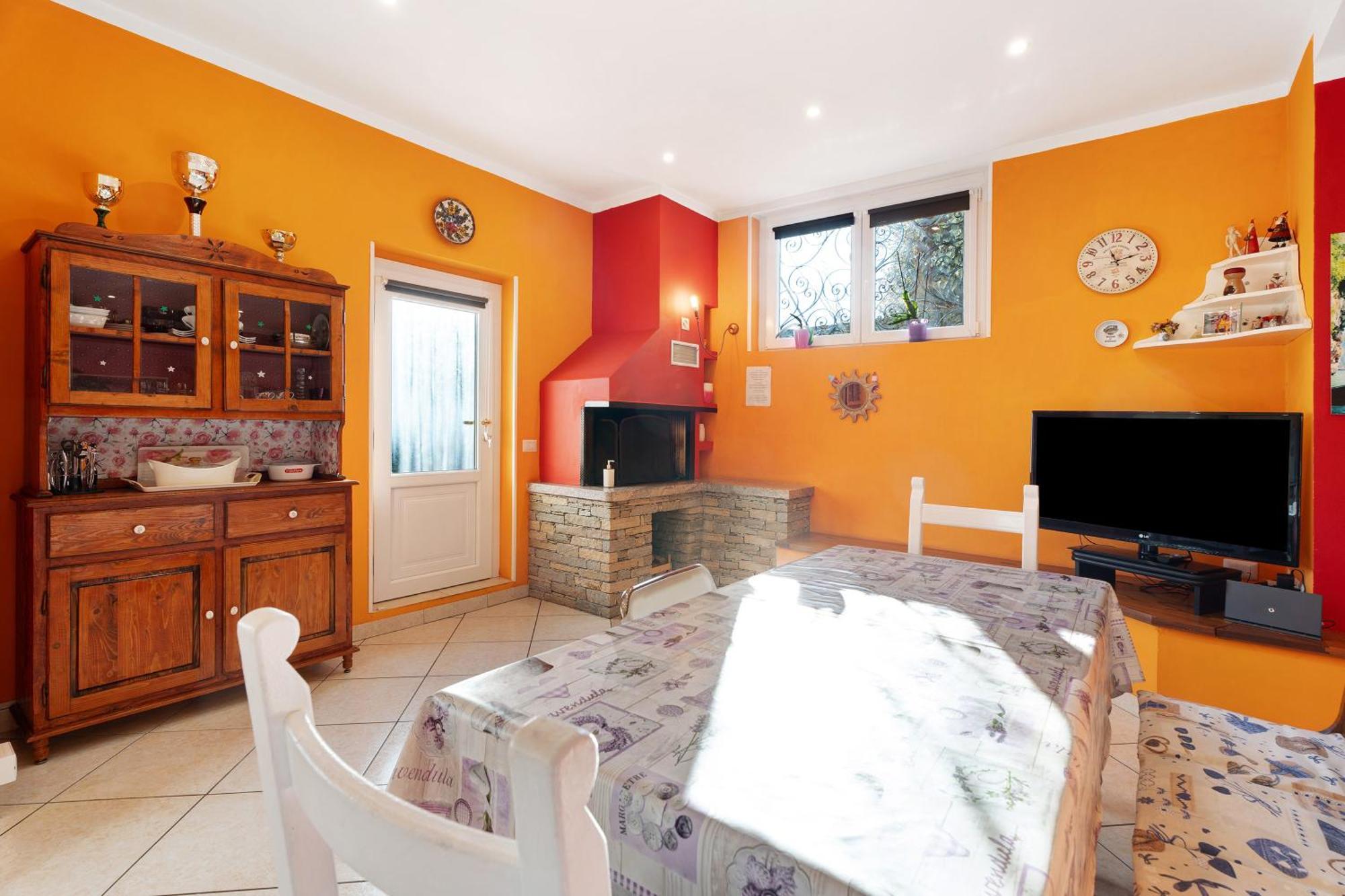 Casa Bella Διαμέρισμα Intra Εξωτερικό φωτογραφία