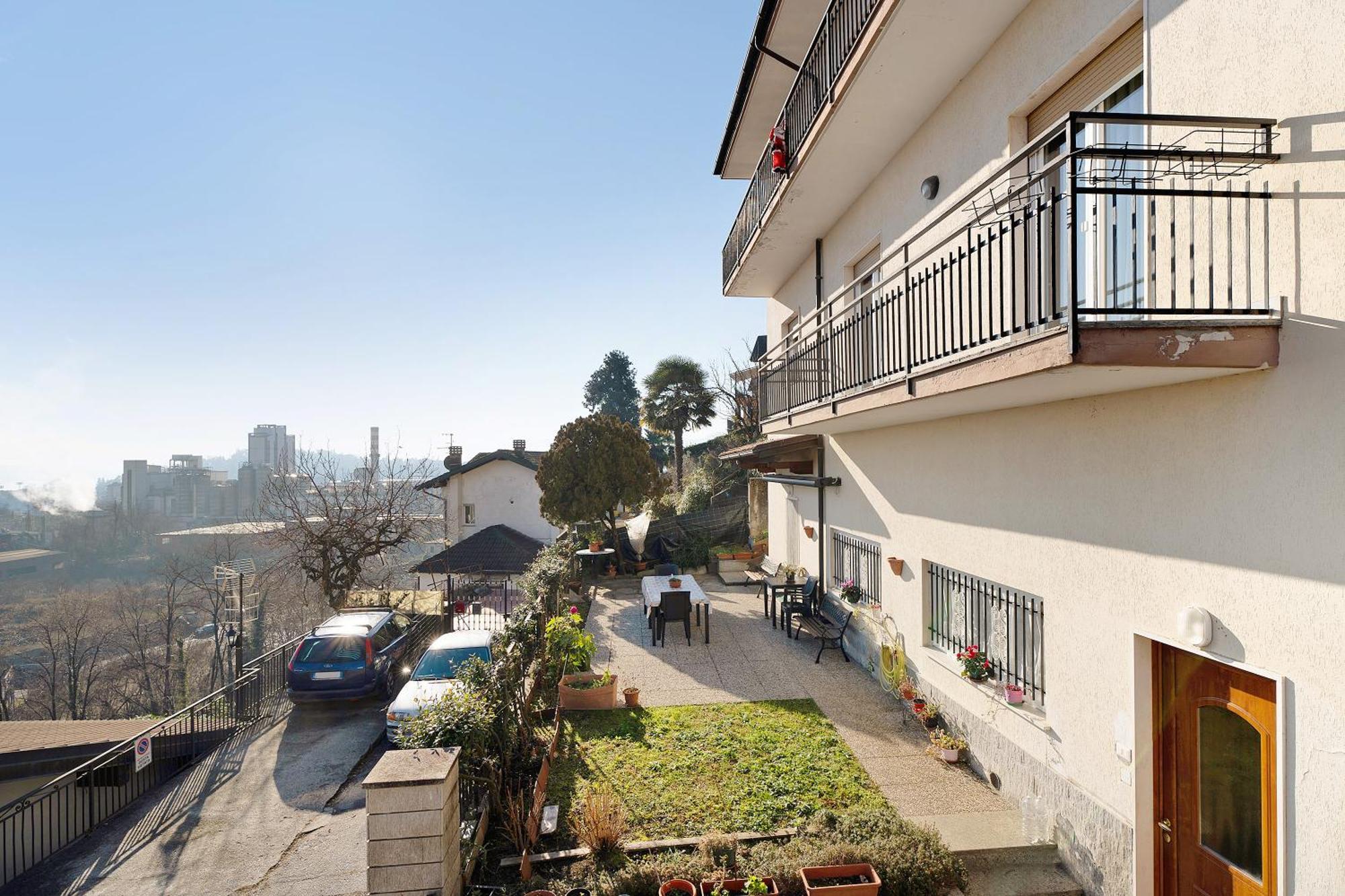 Casa Bella Διαμέρισμα Intra Εξωτερικό φωτογραφία